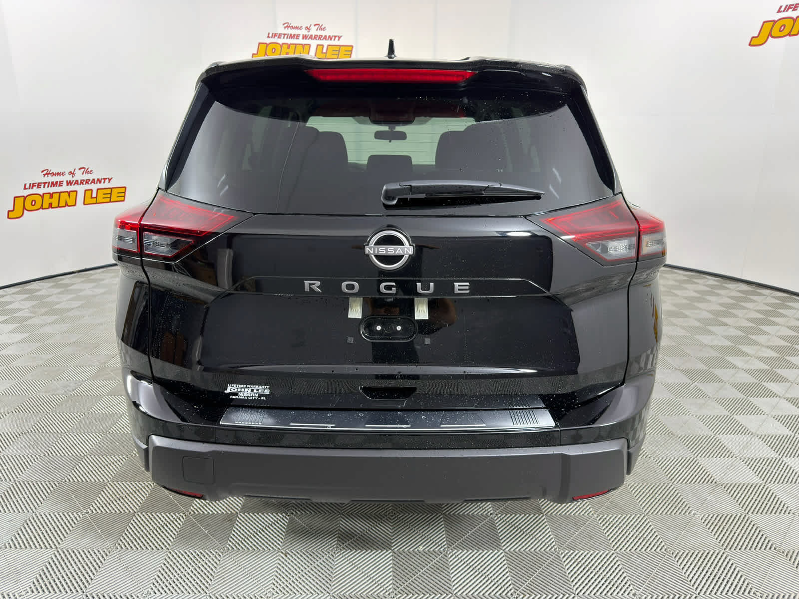 New 2026 Nissan Rogue SV FWD image 4