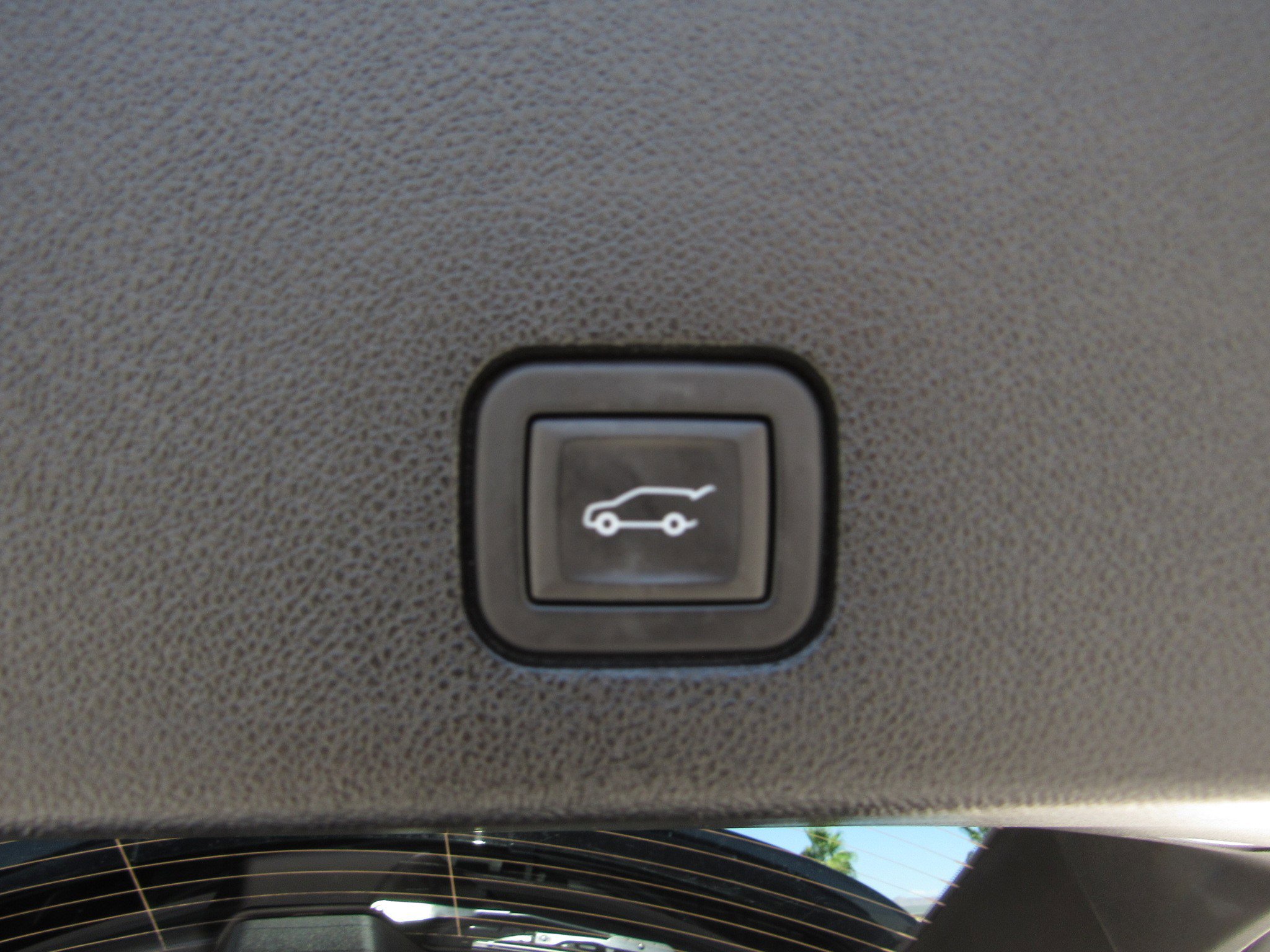 Used 2024 Cadillac XT6 Premium Luxury image 14