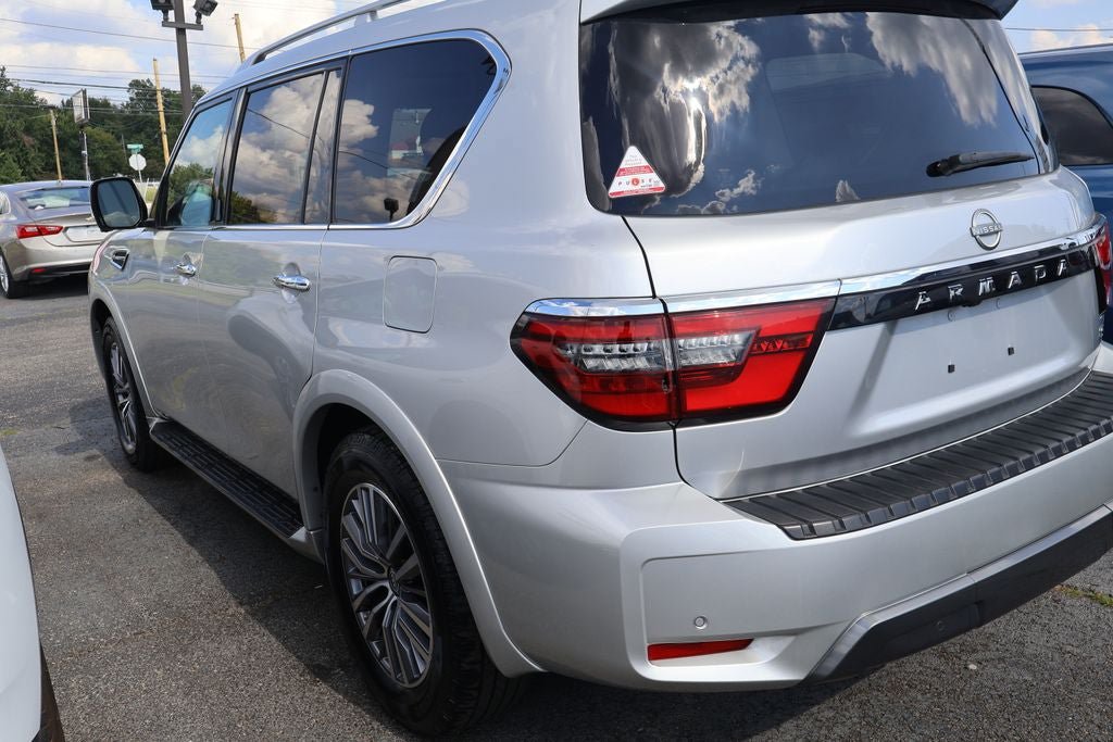 Used 2024 Nissan Armada SL w/ Captain's Chairs Package AWD/4WD image 7