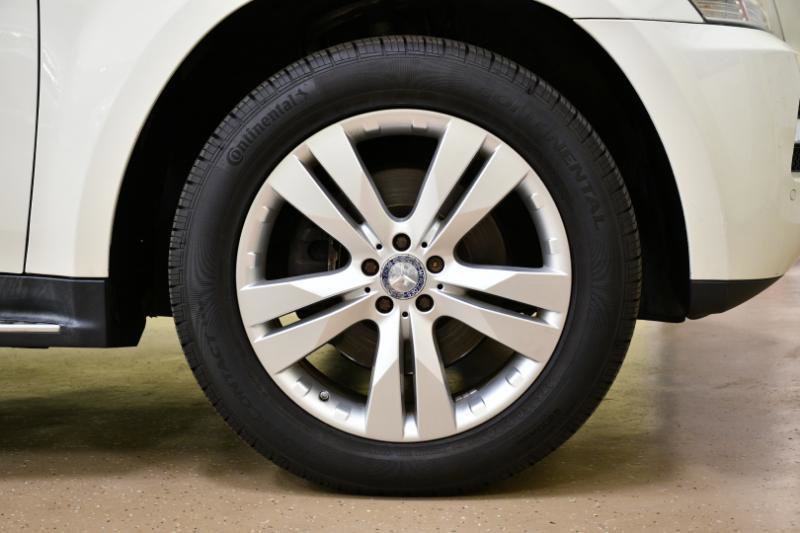 Used 2012 Mercedes-Benz GL 450 4MATIC image 57