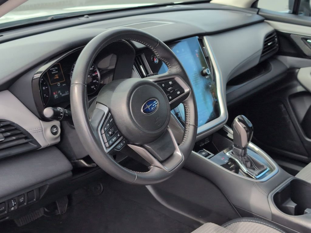 Used 2025 Subaru Outback Premium image 15