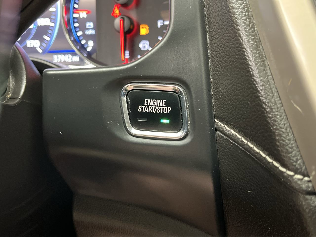 Certified 2023 GMC Acadia Denali w/ Denali Technology Package AWD/4WD image 24
