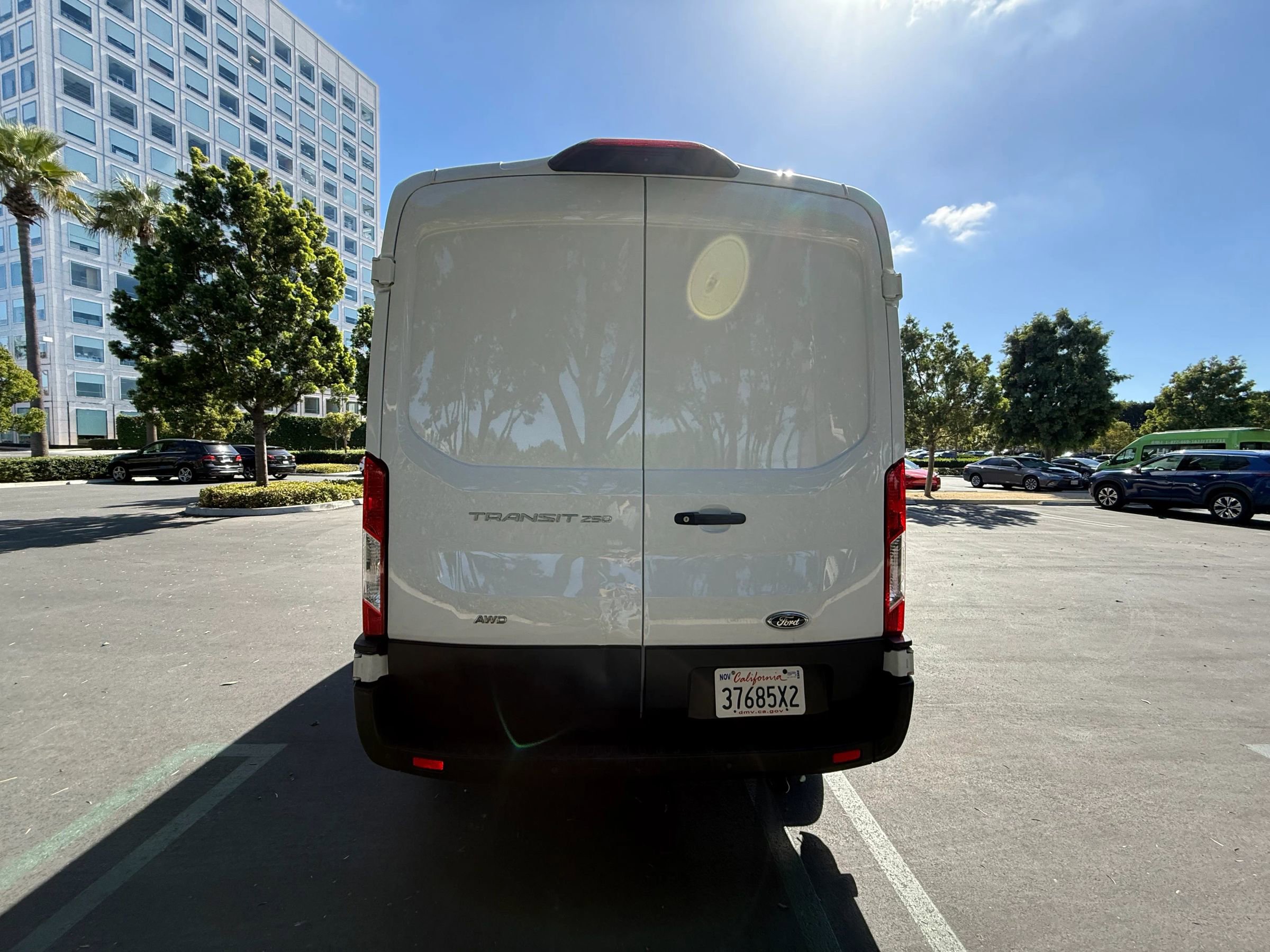 Used 2023 Ford Transit 250 Medium Roof AWD w/ Load Area Protection Package image 5