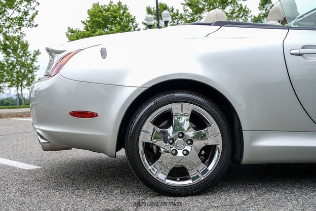 Used 2005 Lexus SC 430 Convertible RWD image 10