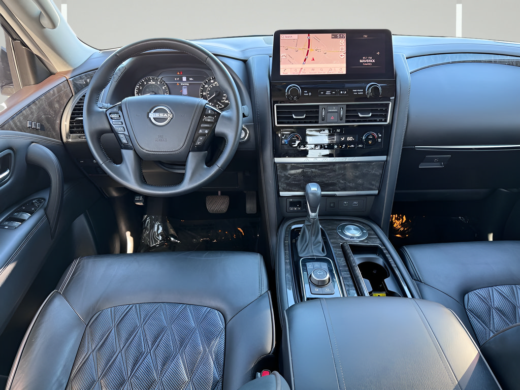 Used 2024 Nissan Armada Platinum w/ Captain's Chairs Package RWD image 10