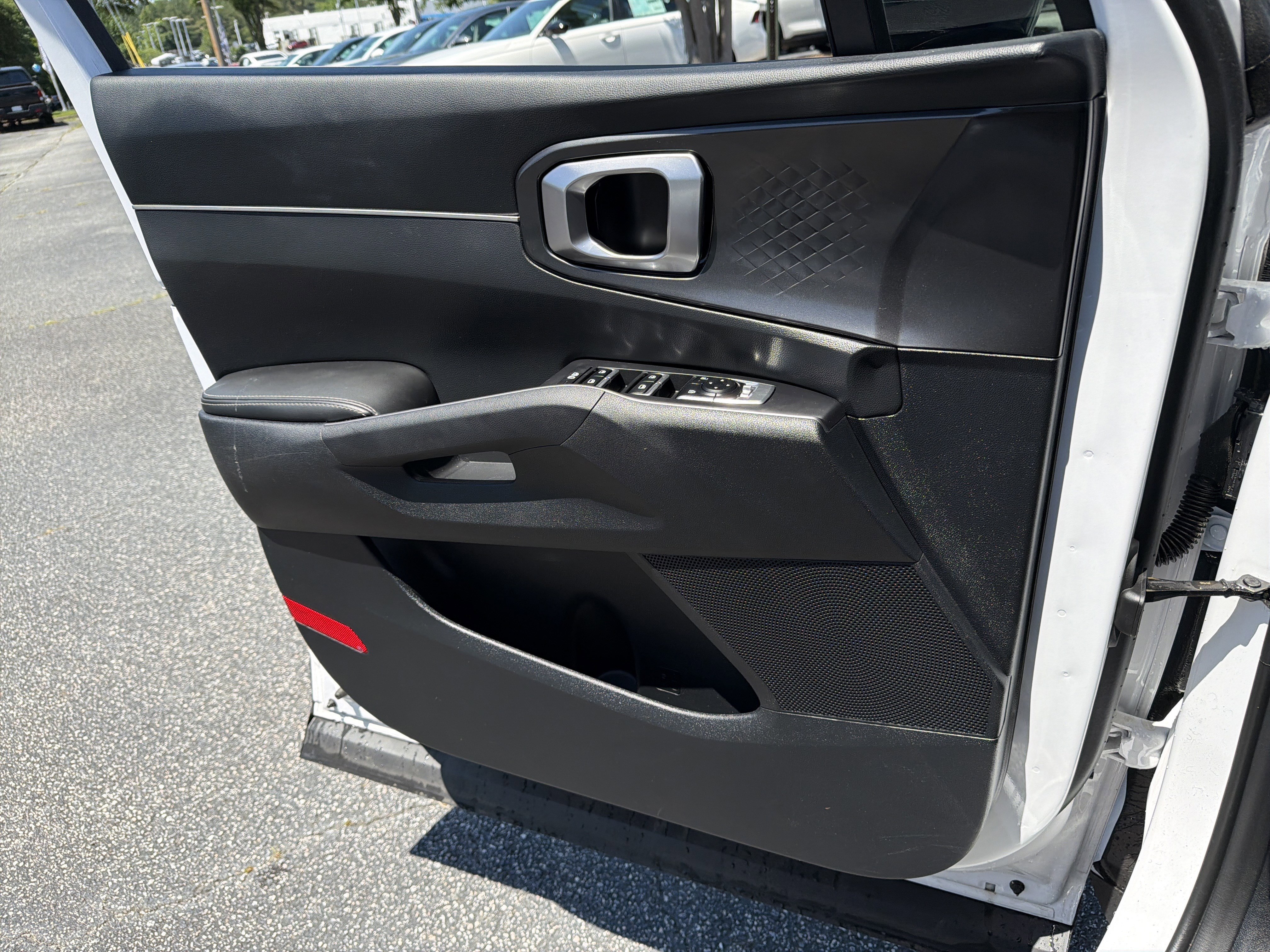Used 2025 Kia Sorento EX w/ Panoramic Sunroof Package FWD image 15