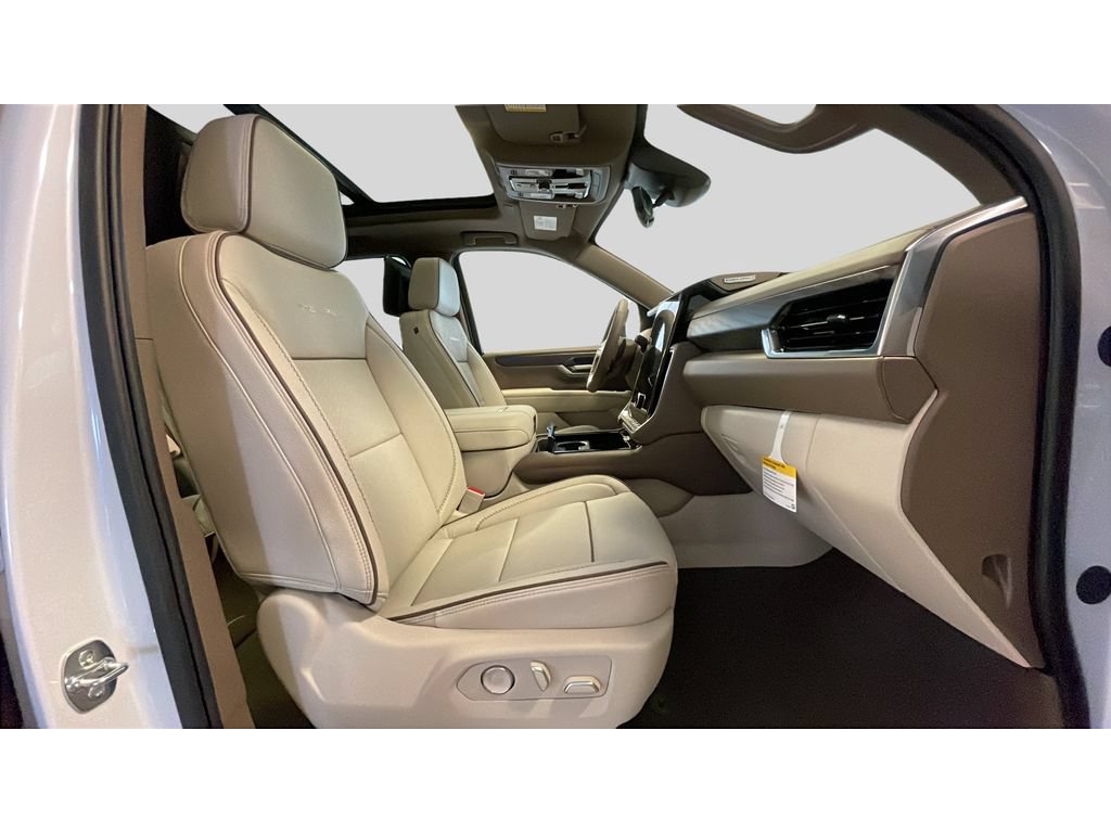 New 2026 GMC Yukon XL Denali w/ Denali Reserve Package AWD/4WD image 19