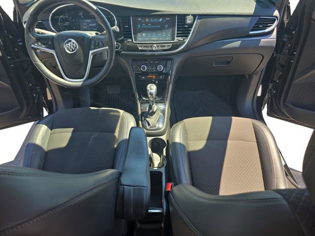 Used 2021 Buick Encore Preferred w/ Safety Package image 9