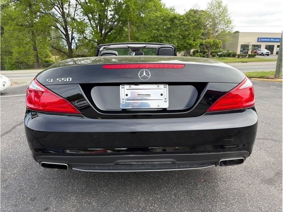 Used 2015 Mercedes-Benz SL 550 image 5