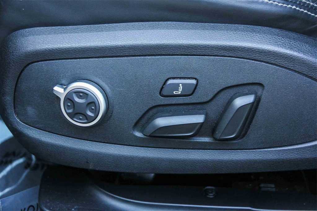 Used 2023 Audi S4 Premium Plus w/ Premium Plus Package image 21