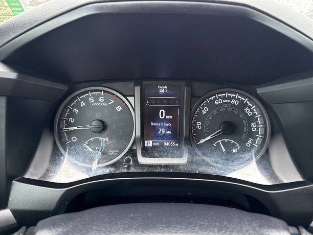 Used 2018 Toyota Tacoma TRD Off-Road image 22