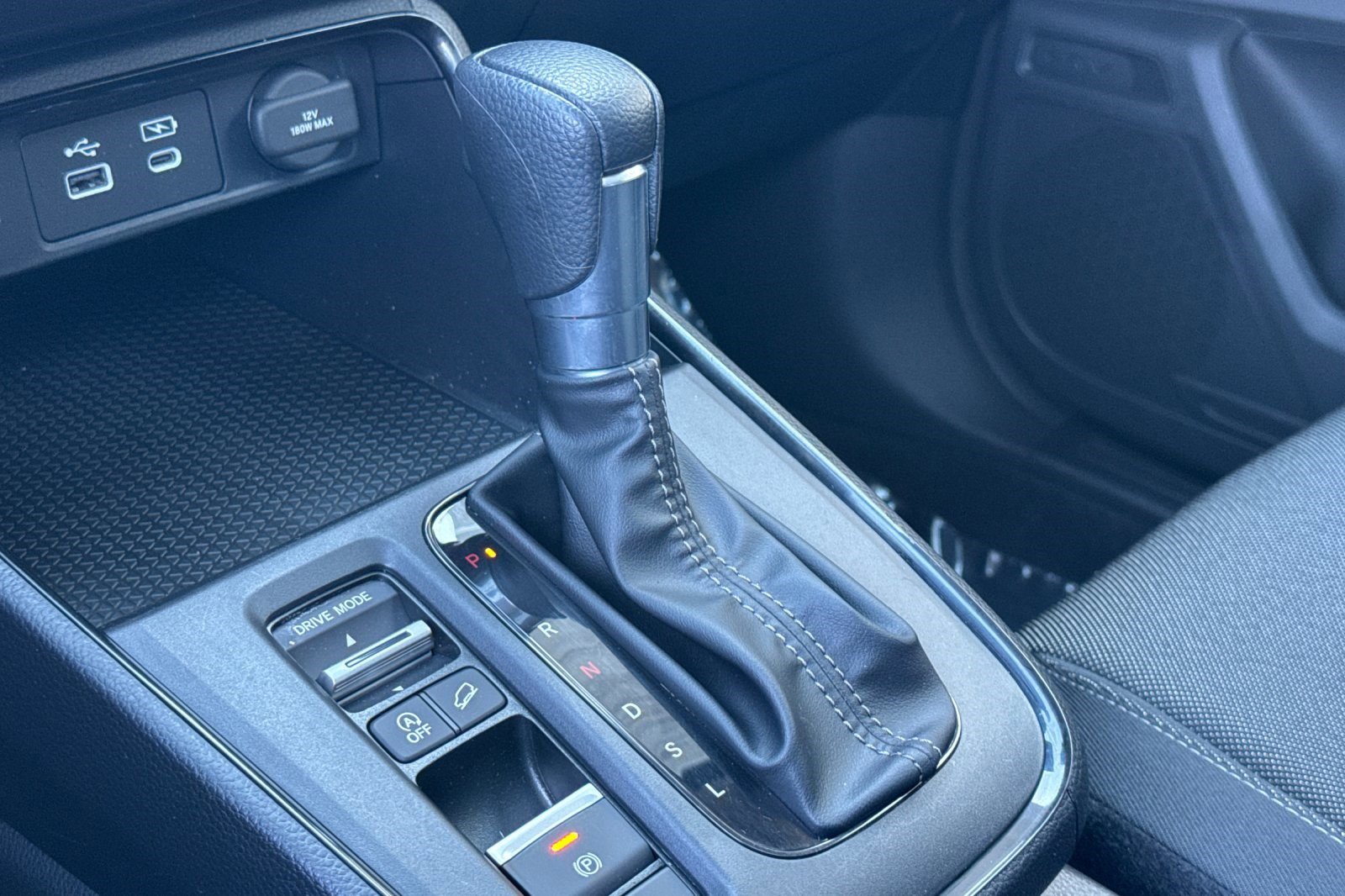 Used 2025 Honda CR-V EX image 18