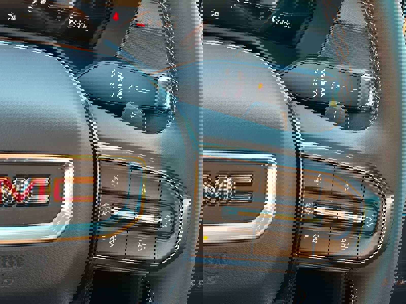 New 2026 GMC Acadia AT4 w/ LPO, Floor Liner Package image 37