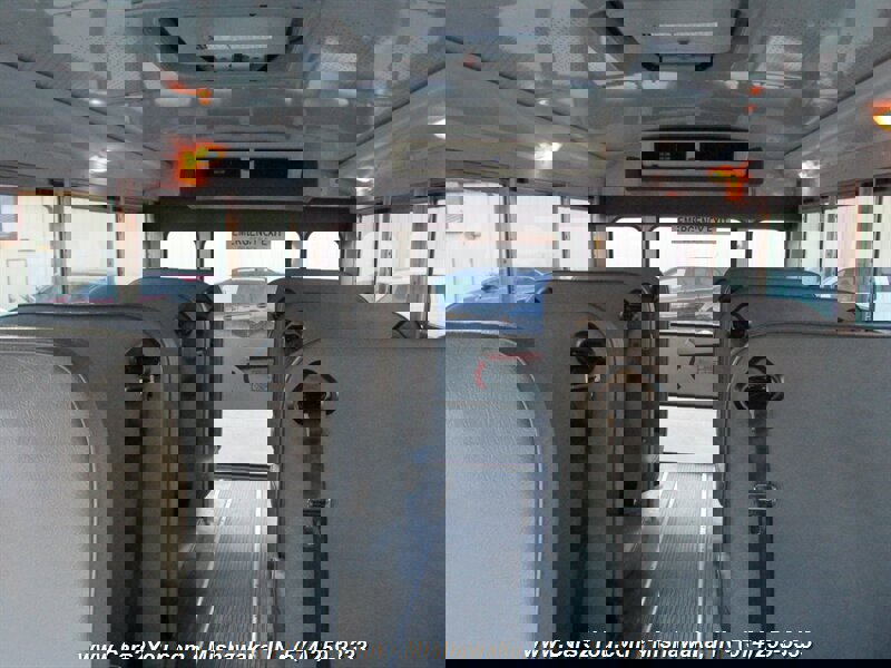 Used 2006 Chevrolet Express 3500 SHUTTLE BUS VAN w/ School Bus Package image 18