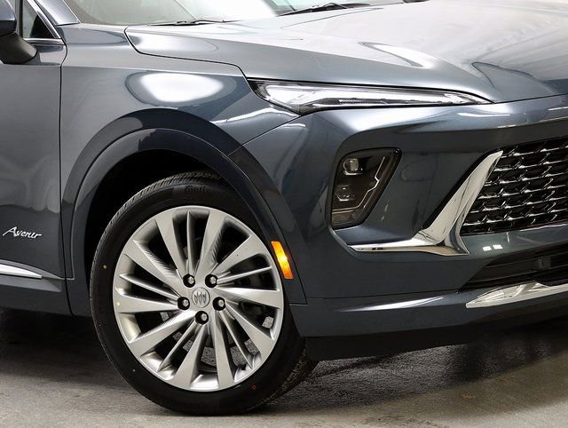 New 2026 Buick Envision Avenir image 3