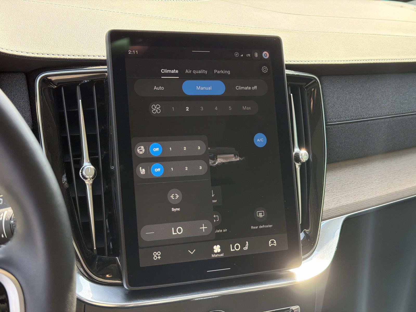 Certified 2026 Volvo XC90 B6 Plus AWD/4WD image 12
