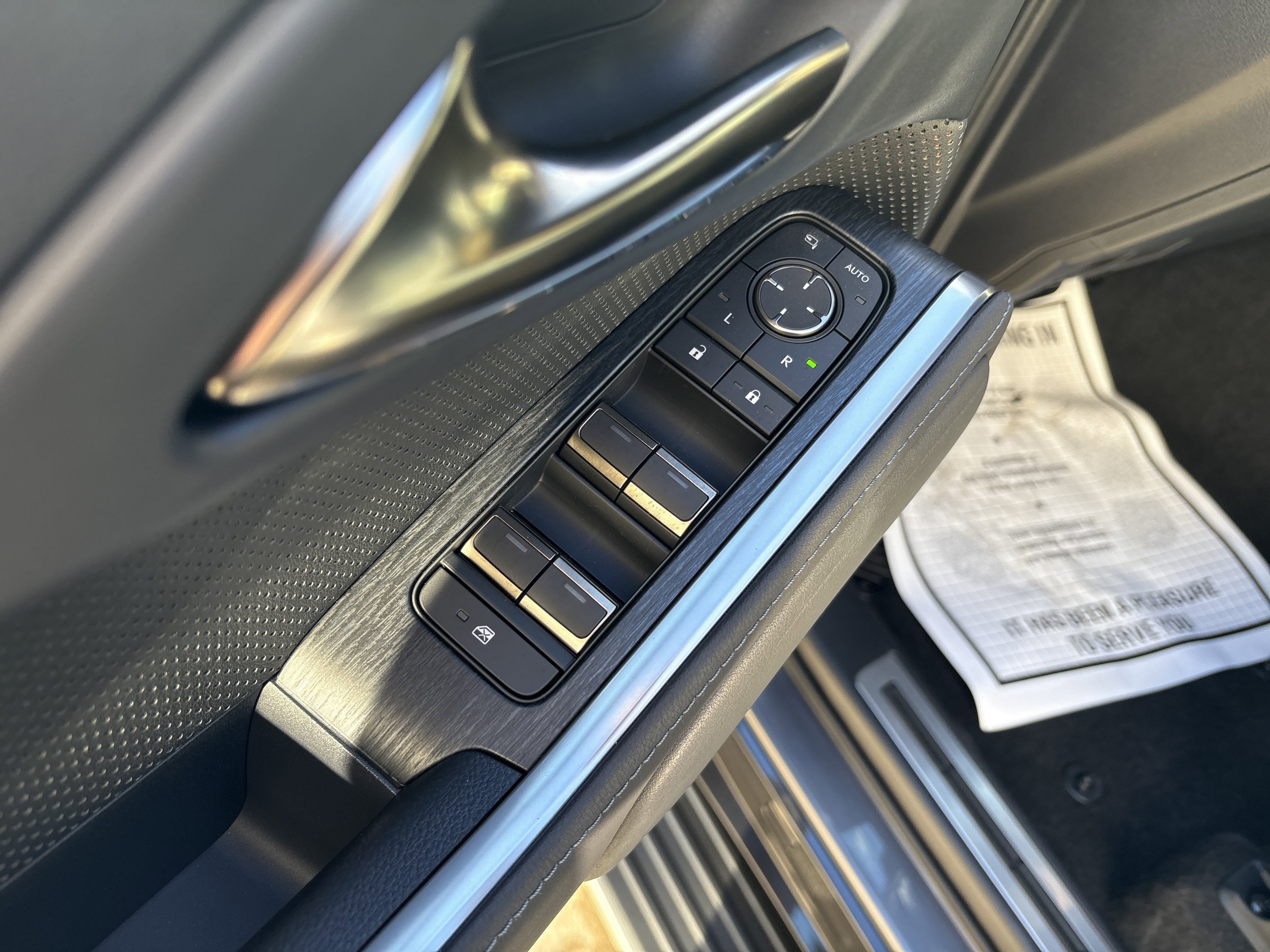 Certified 2025 Lexus GX 550 image 15