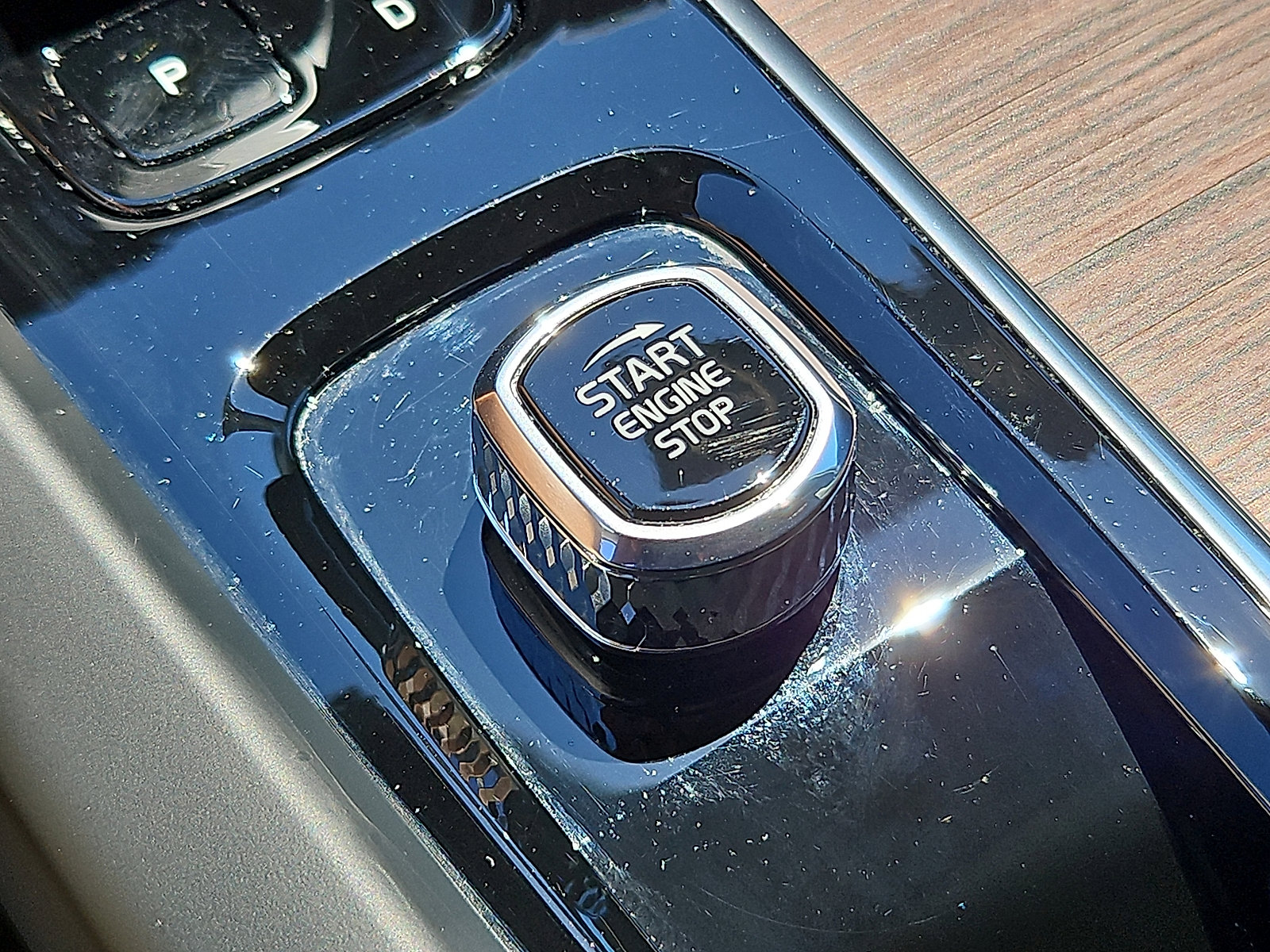 Certified 2024 Volvo V60 B5 Cross Country Plus image 24