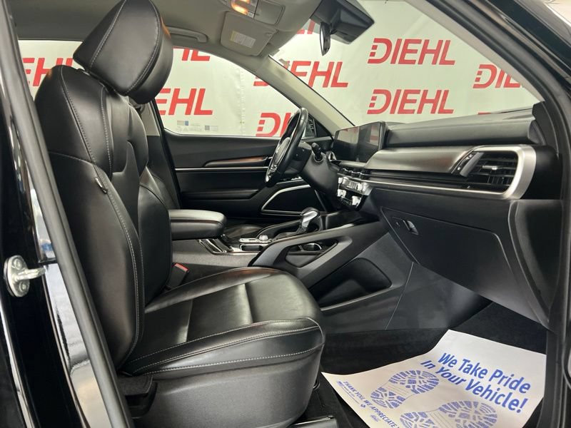 Certified 2024 Kia Telluride LX FWD image 12