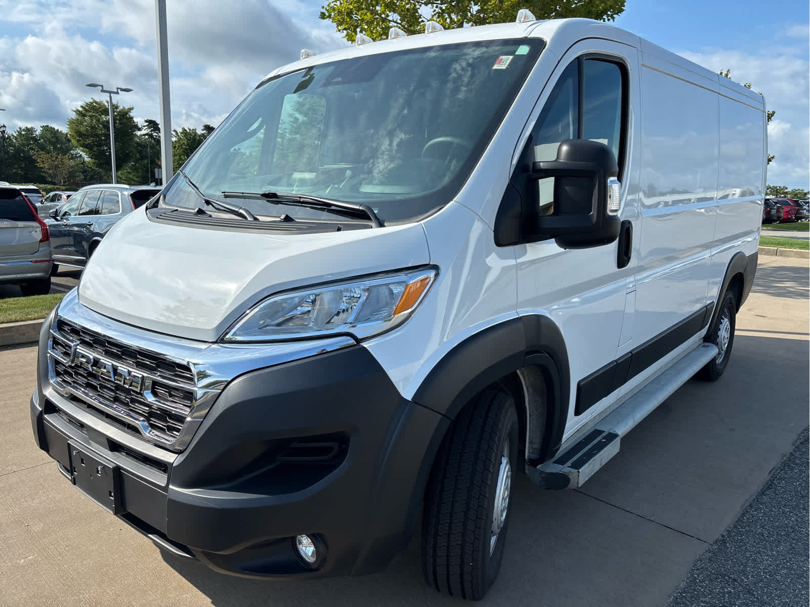 Used 2025 RAM ProMaster 2500 w/ U-Haul Equipment Group FWD image 5