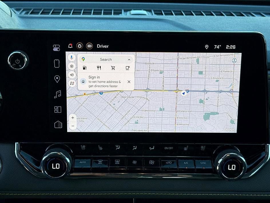 Used 2025 Chevrolet Colorado ZR2 w/ Midnight Edition image 22