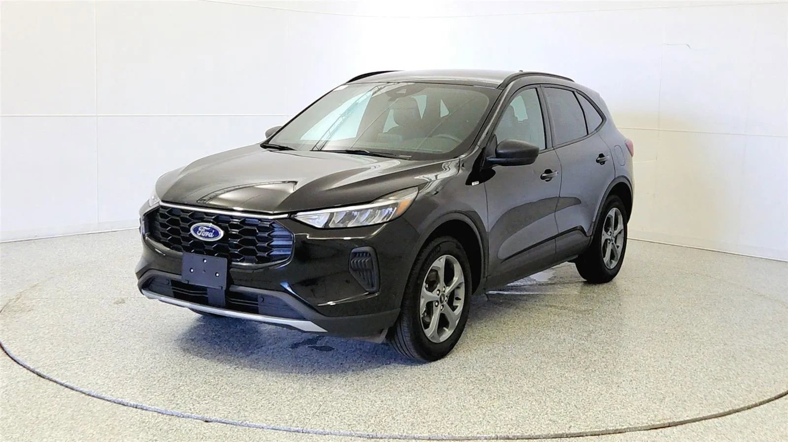 Used 2025 Ford Escape ST-Line image 3