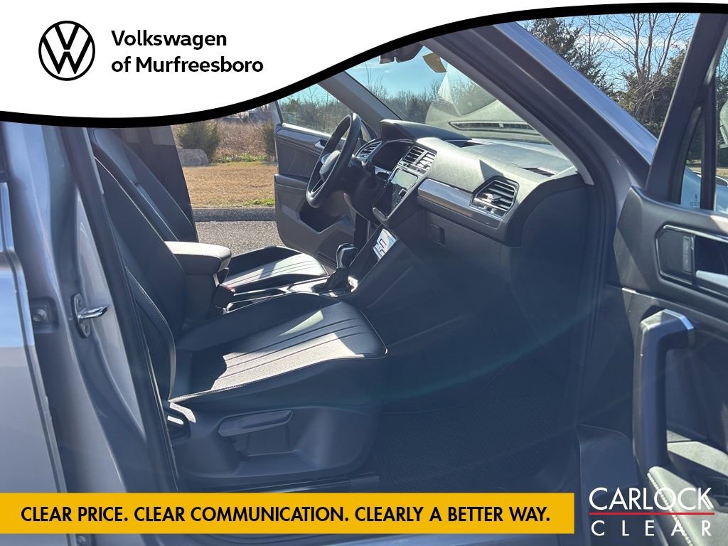 Certified 2024 Volkswagen Tiguan SE image 24