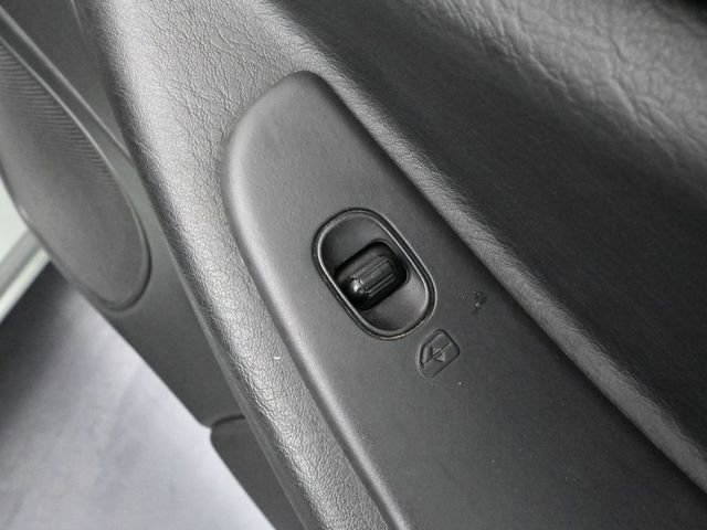 Used 2006 Dodge Stratus SXT image 40