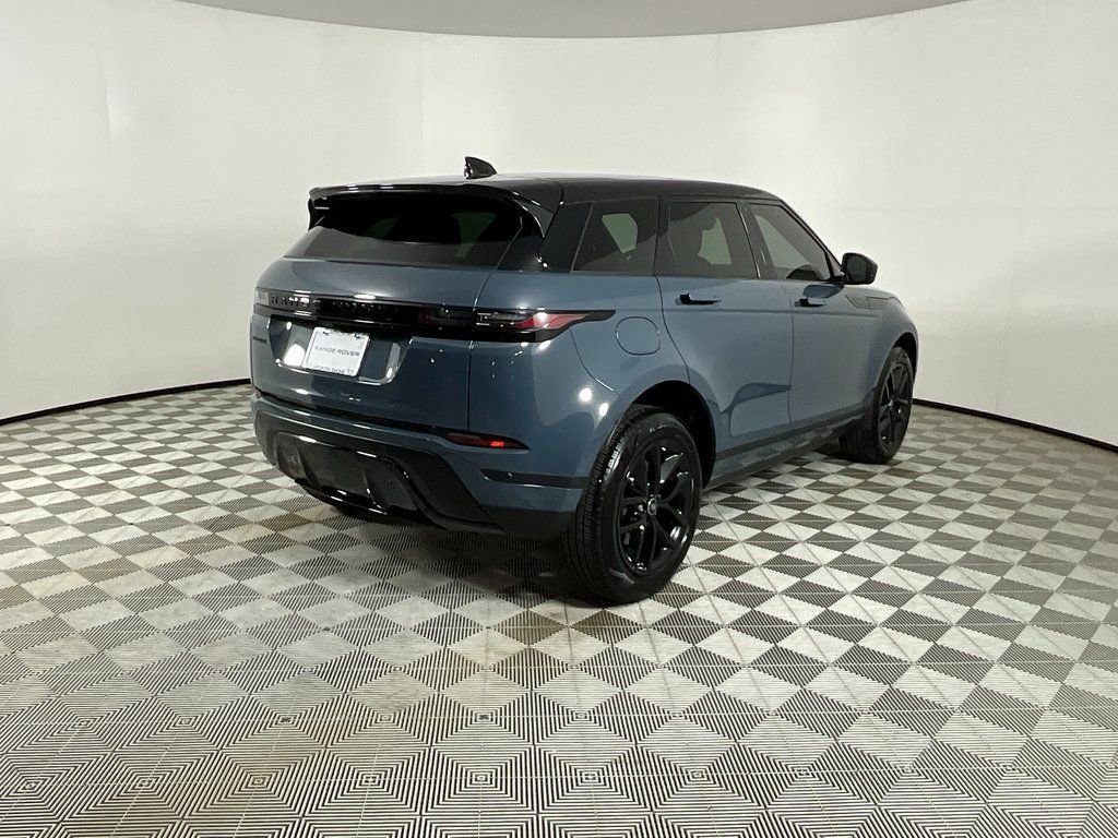 Used 2026 Land Rover Range Rover Evoque S image 4