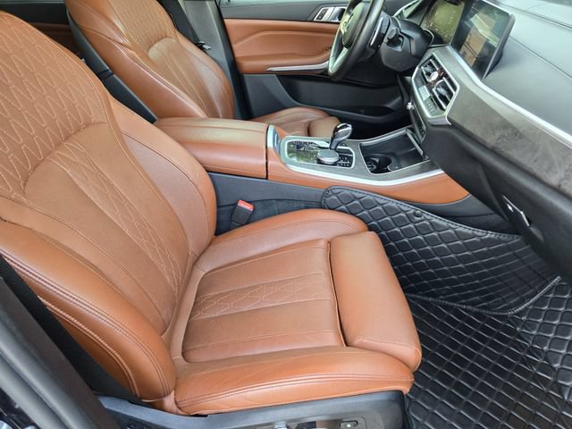Used 2022 BMW X5 xDrive40i w/ M Sport Package AWD/4WD image 13