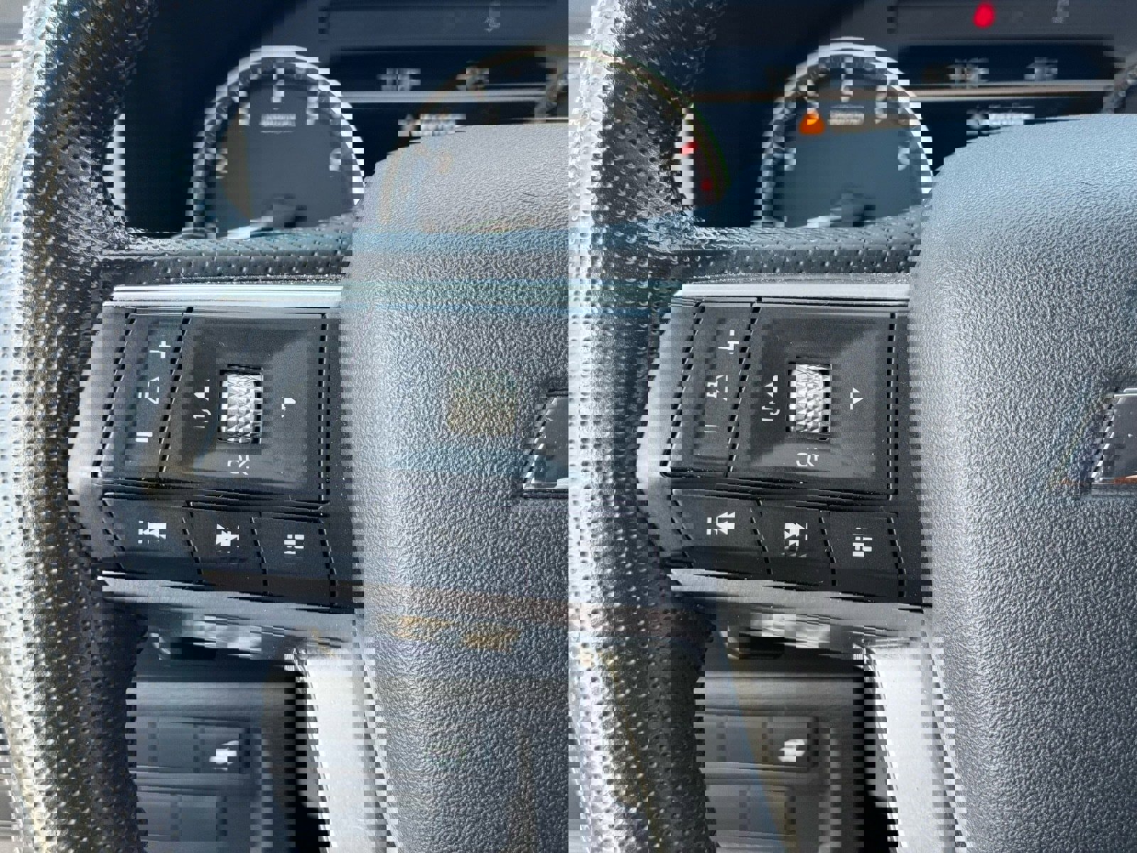 Used 2022 Mitsubishi Outlander SE image 23