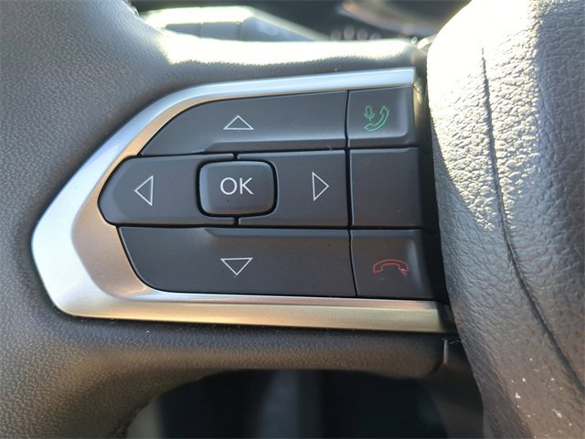 Used 2024 Jeep Compass Latitude image 29