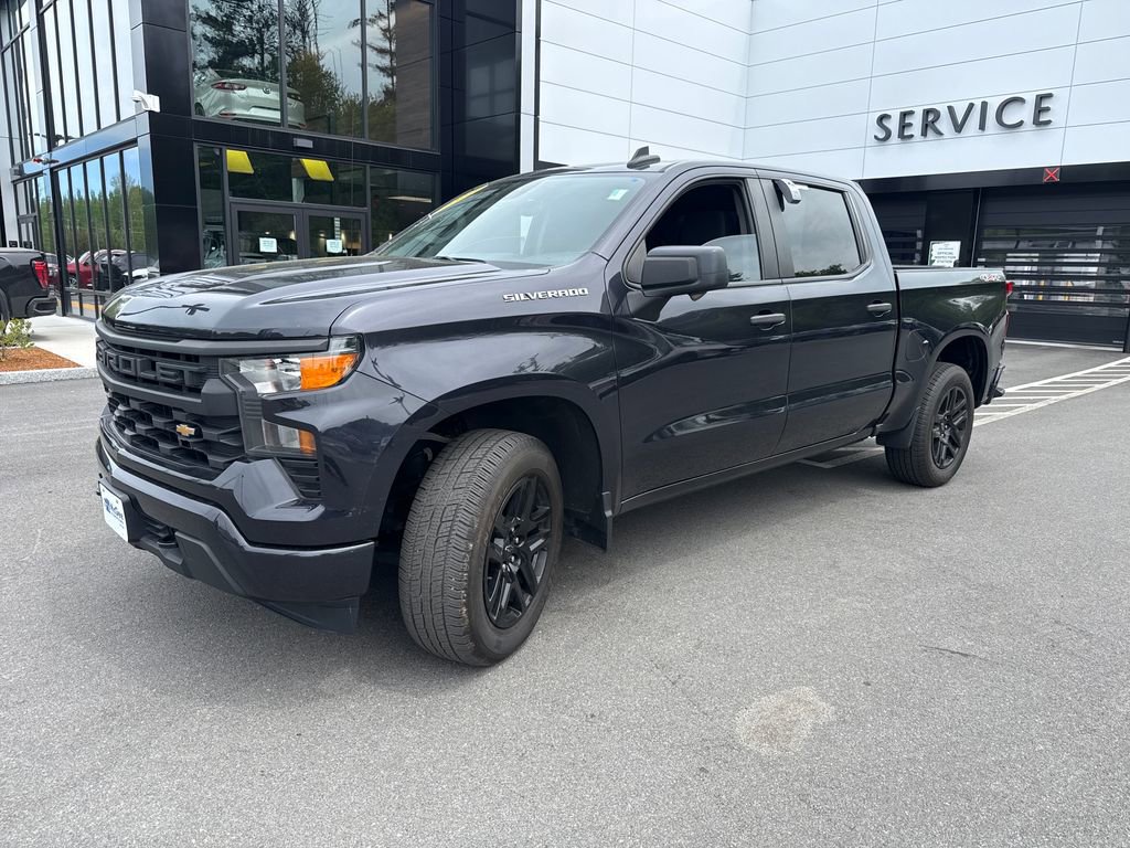 Used 2022 Chevrolet Silverado 1500 Custom AWD/4WD image 1