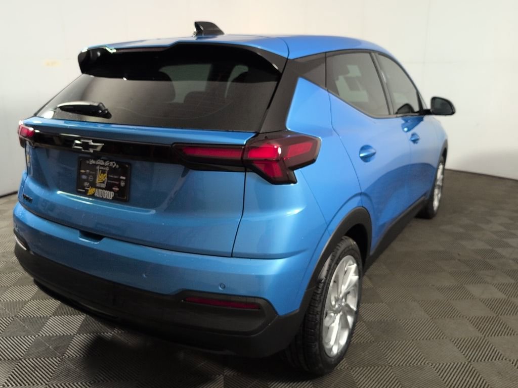 New 2027 Chevrolet Bolt LT image 7