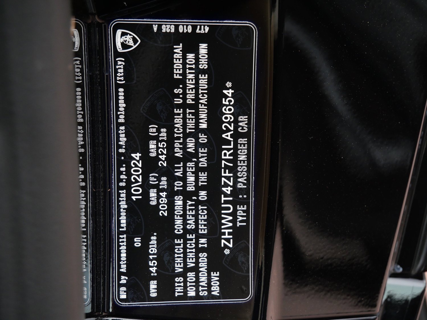 Used 2024 Lamborghini Huracan EVO image 26