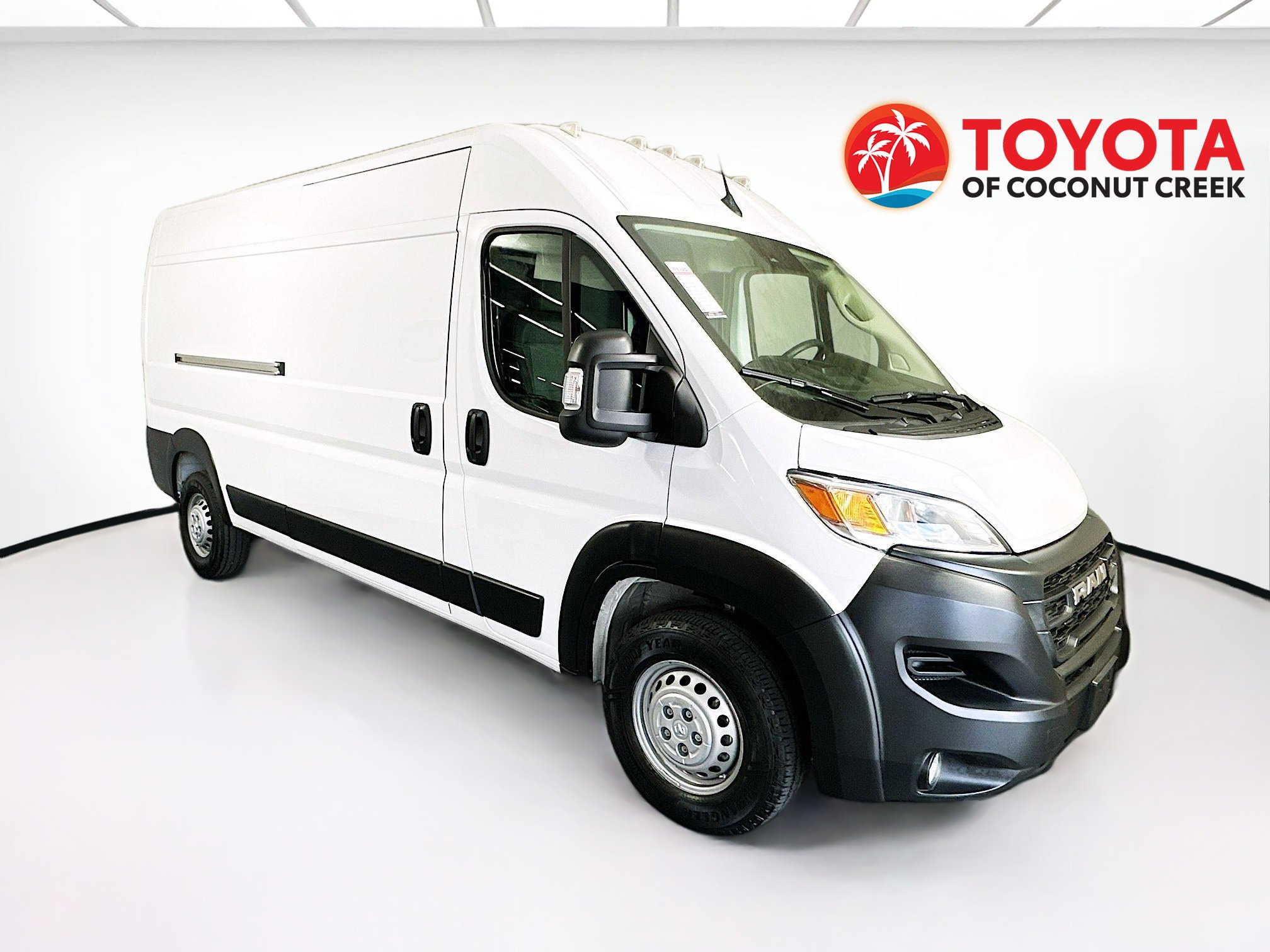 Used 2025 RAM ProMaster 2500 w/ Convenience Group image 1