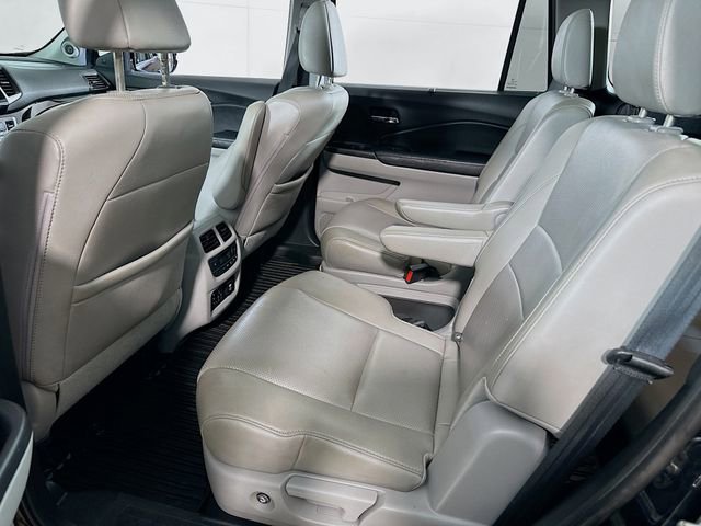 Used 2016 Honda Pilot Elite image 17
