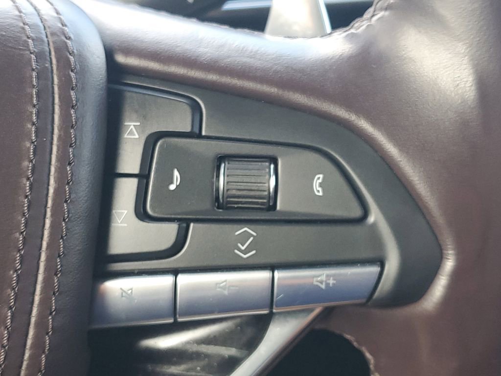 Used 2023 Cadillac Escalade V w/ LPO, ONYX Package AWD/4WD image 27