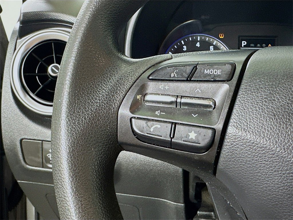 Used 2022 Hyundai Kona SE image 22