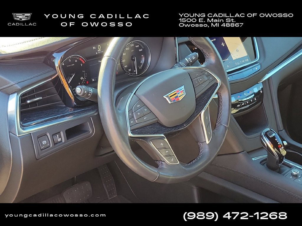 Used 2024 Cadillac XT5 Premium Luxury w/ LPO, Floor Liner Package AWD/4WD image 9