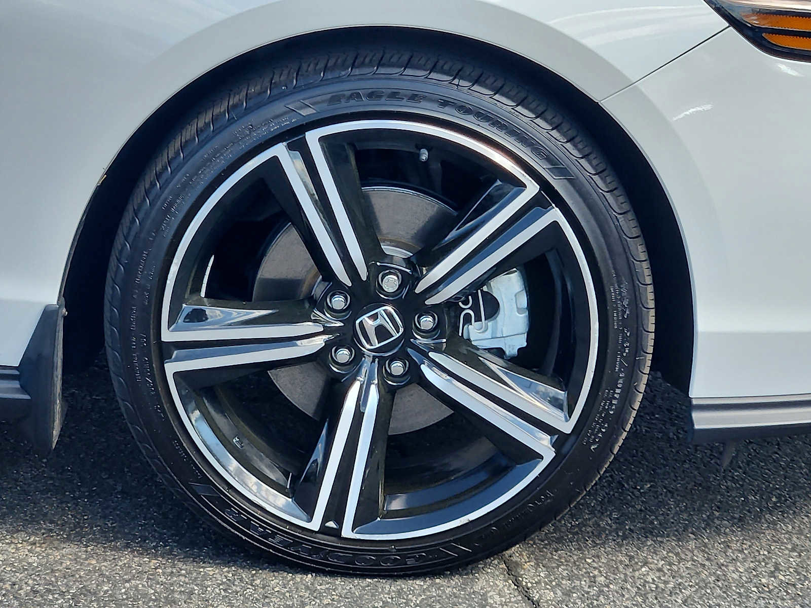 Certified 2023 Honda Accord Sport image 8