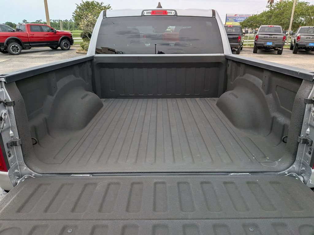 Used 2024 RAM 1500 Laramie AWD/4WD image 32