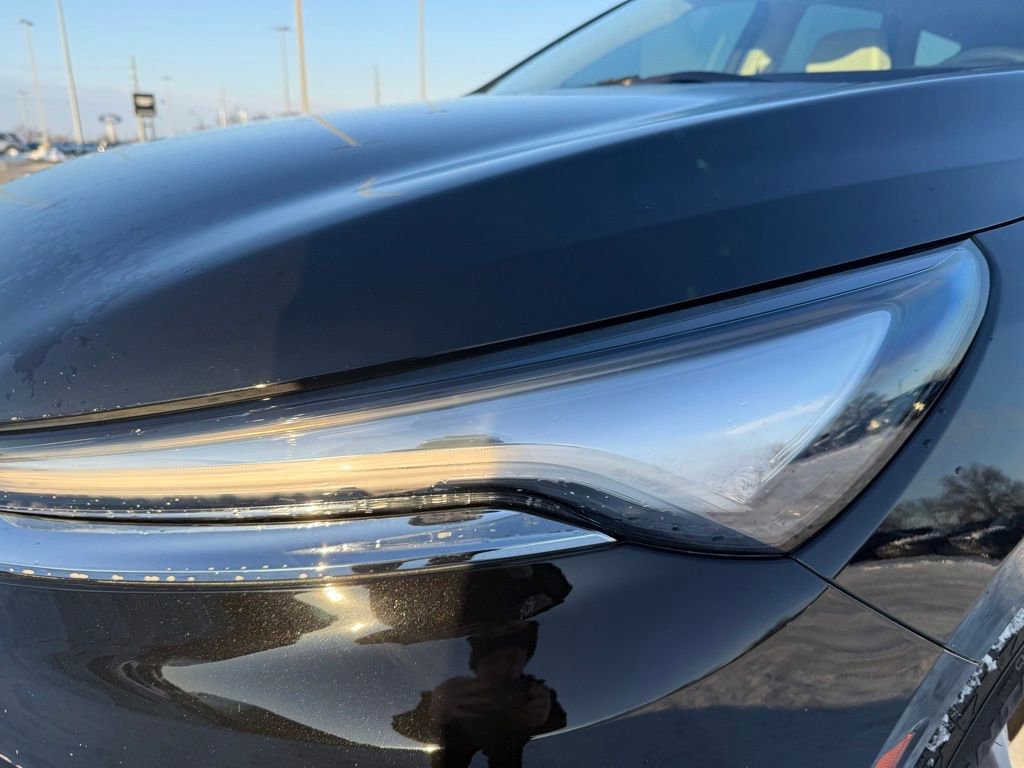 Used 2024 Buick Enclave Essence w/ Experience Buick Package image 9