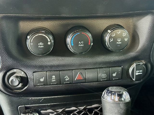 Used 2018 Jeep Wrangler Unlimited Sport image 13