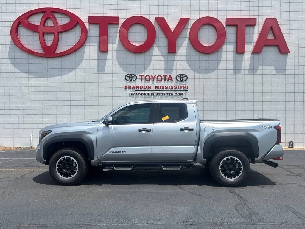 Used 2026 Toyota Tacoma TRD Off-Road AWD/4WD image 5
