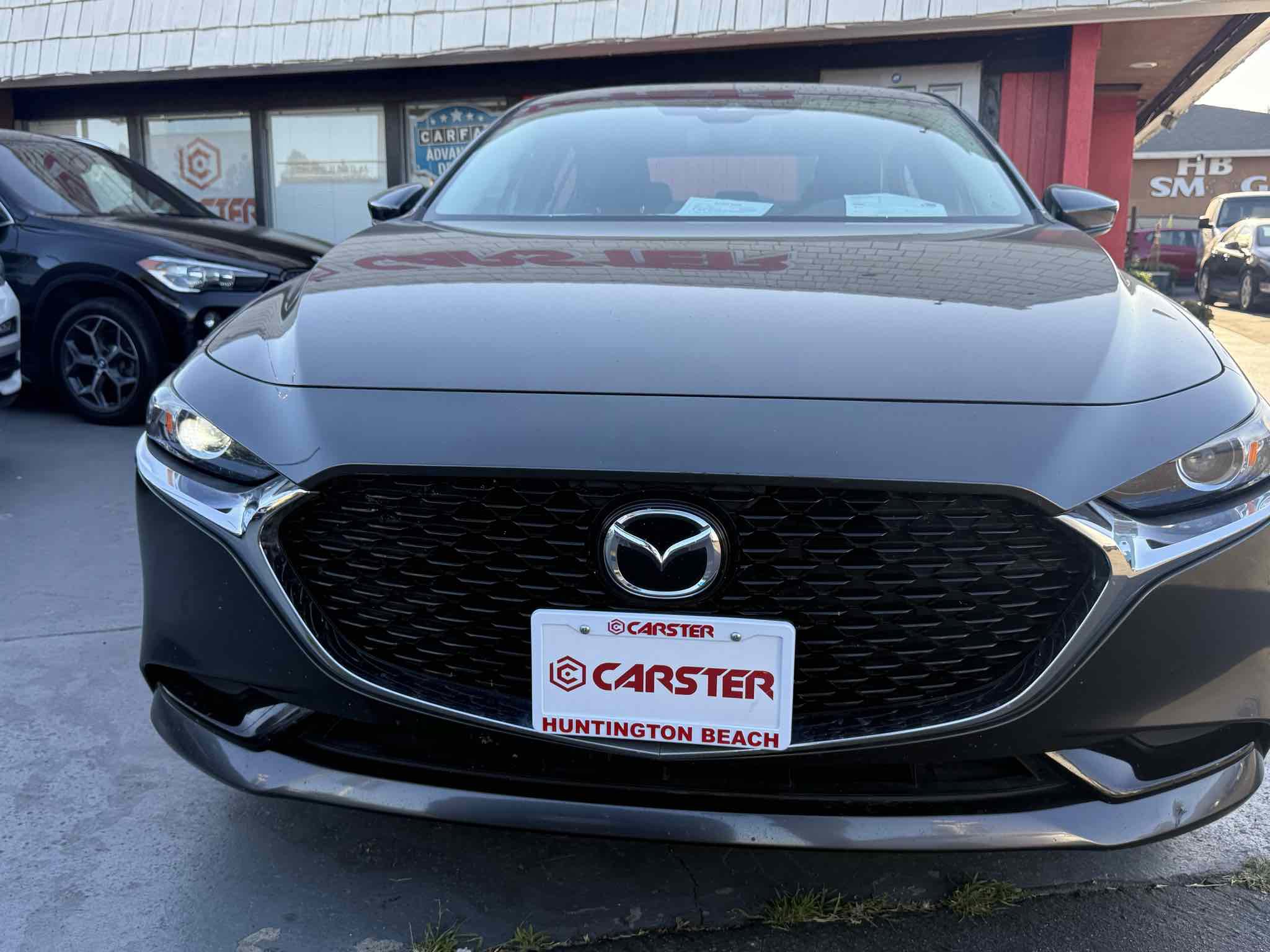 Used 2019 MAZDA MAZDA3 Sedan w/ Preferred Package image 3