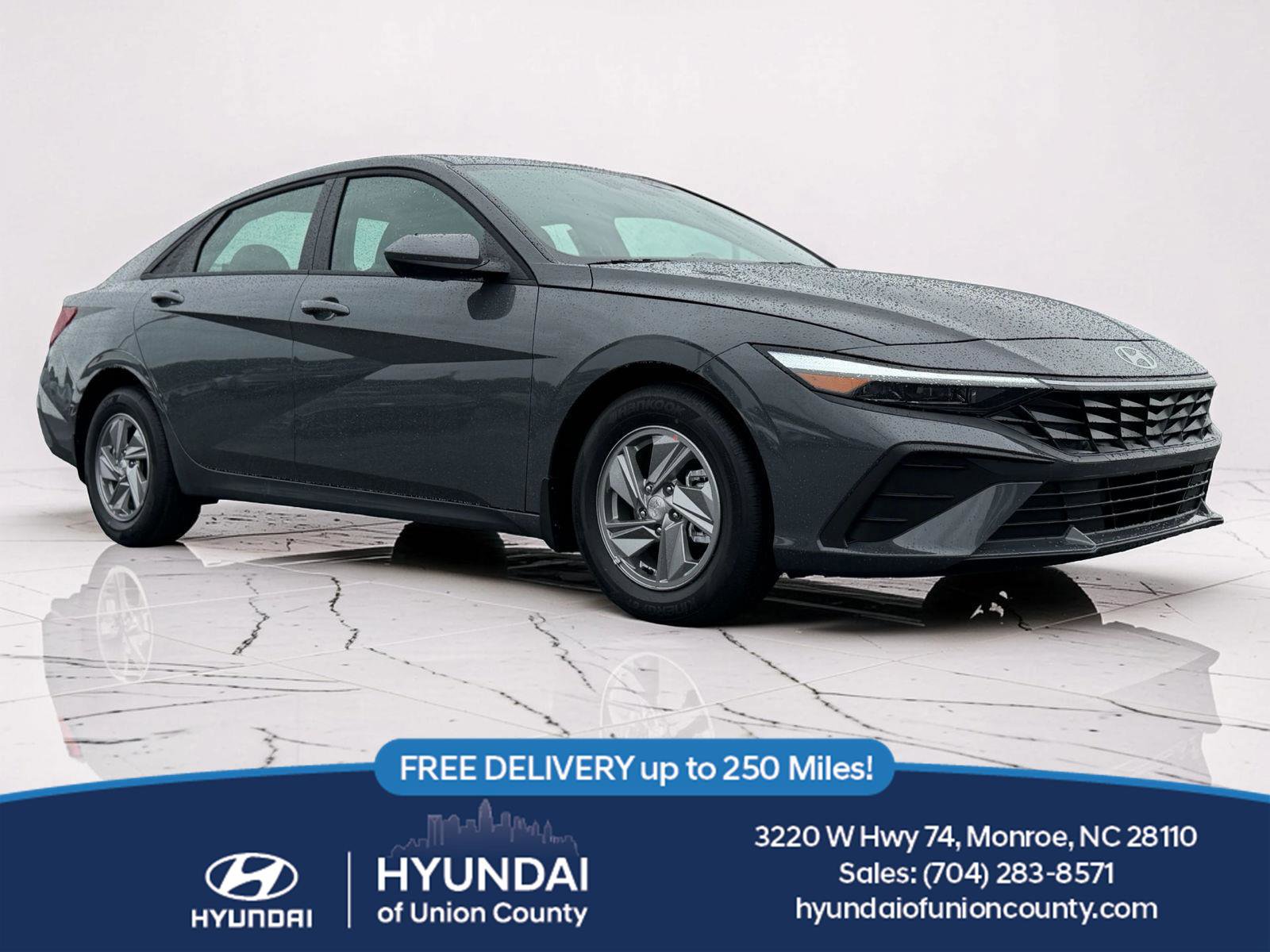 New 2026 Hyundai Elantra SE FWD image 1