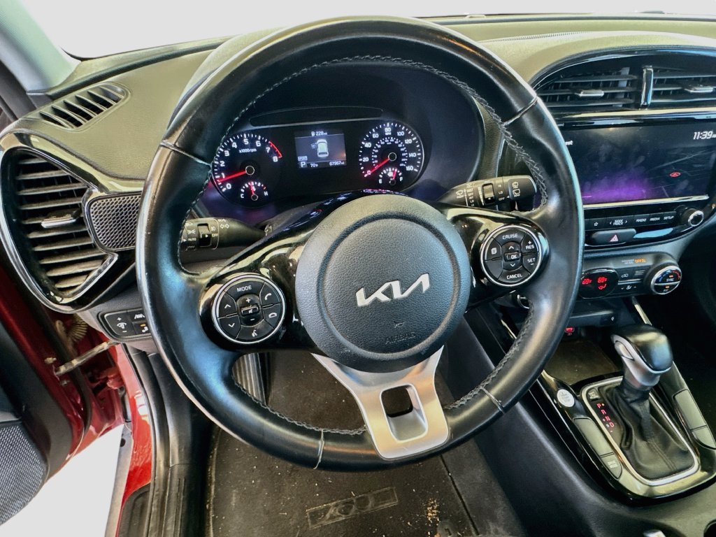 Used 2022 Kia Soul X-Line FWD image 11