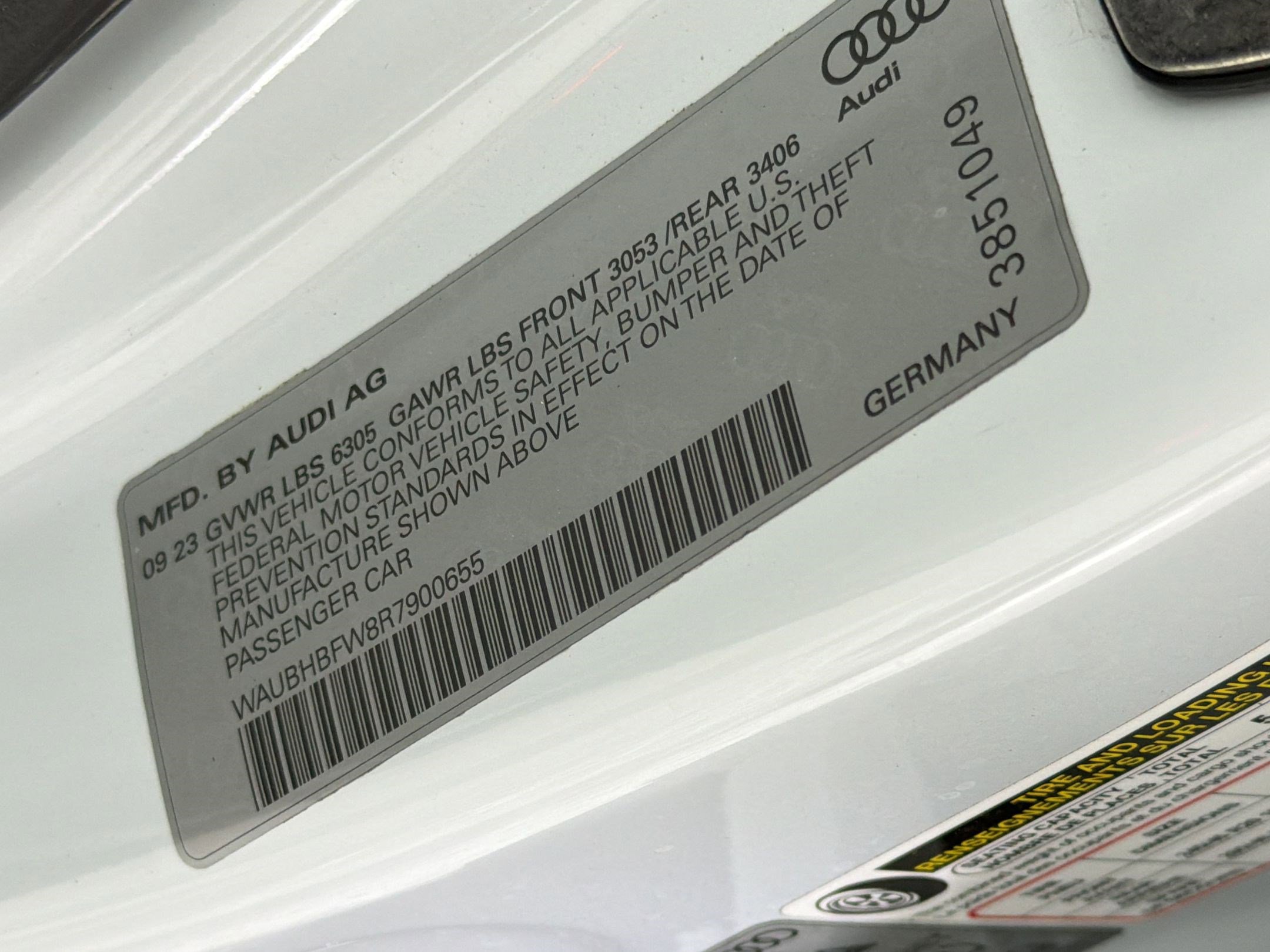 Used 2024 Audi RS e-tron GT w/ Carbon Performance Package AWD/4WD image 23