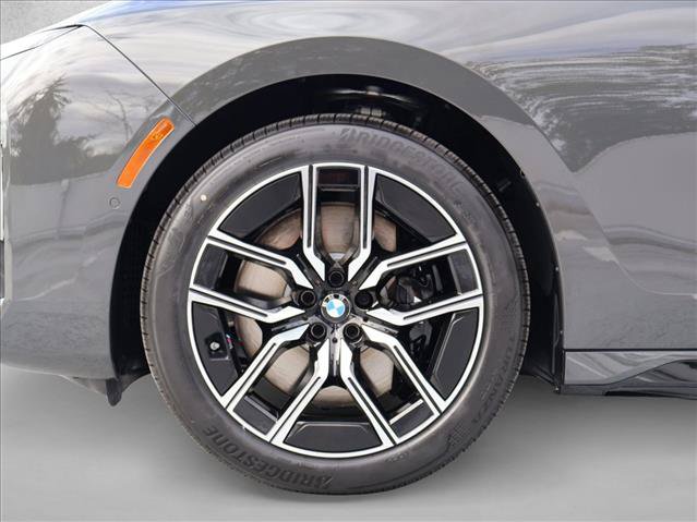 Used 2026 BMW 740i xDrive w/ Executive Package AWD/4WD image 10